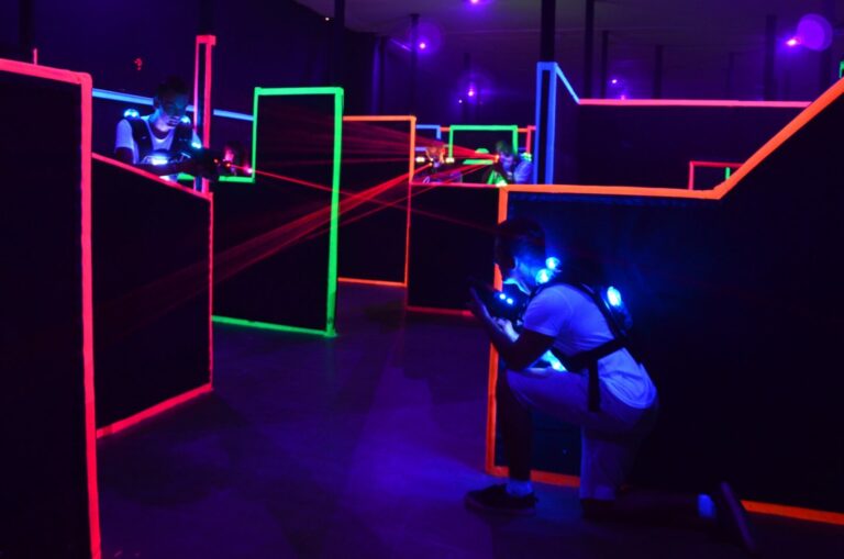 Titulka Lasergames | SOS a SOU KH
