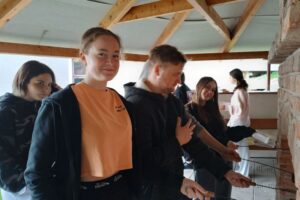 Rozloučení s žáky DM u ohně
