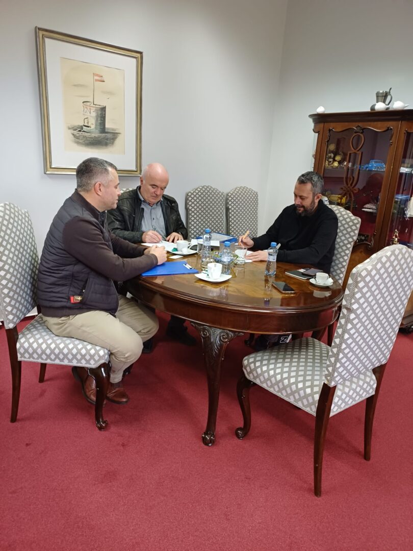 Img 20251104 Wa0002 | SOS a SOU KH