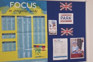 Naši studenti slaví jazykový triumf: Mezinárodní certifikáty jsou doma