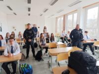 17608eb7 8a79 402a 8de6 209b72958784 | SOS a SOU KH